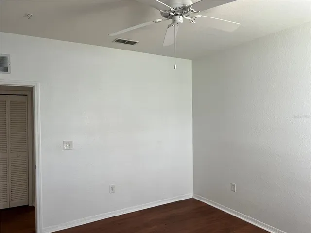 $1,500 | 8387 38th St Circle East, Unit 106, Sarasota, FL 34243