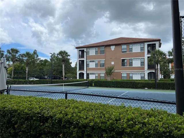 $1,500 | 8387 38th St Circle East, Unit 106, Sarasota, FL 34243