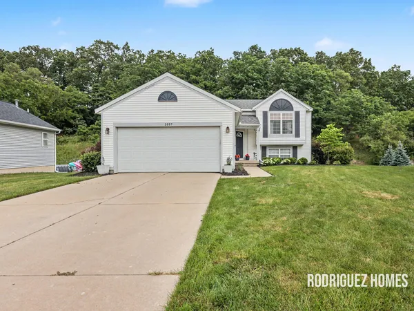 $424,900 | 2007 Sandrel Drive Northeast, Grand Rapids, MI 49505