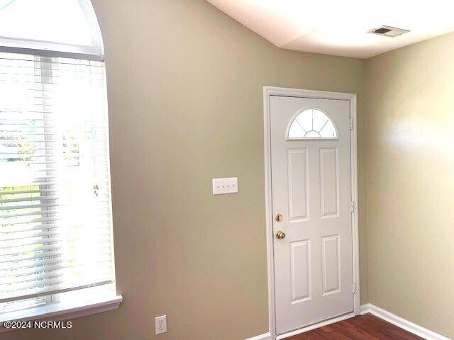 209 Brookstone Way Jacksonville, NC 28546 - Photo 2 of 23 b2