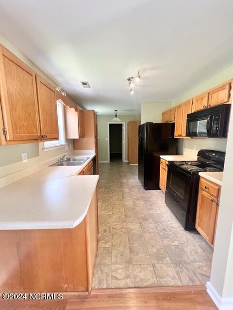 209 Brookstone Way Jacksonville, NC 28546 - Photo 9 of 23 IMG_2060