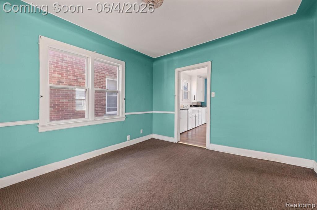 1928 Yemans Street Hamtramck, MI 48212 - Photo 6 of 26
