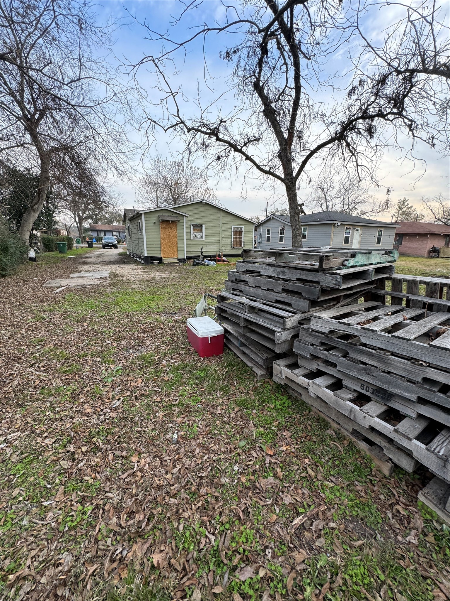 4710 Antha Street Houston, TX 77016 - Photo 11 of 11 a front view of a house with yard