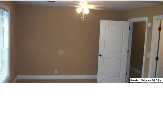 920 10th Street Pleasant Grove, AL 35127 - Photo 5 of 18