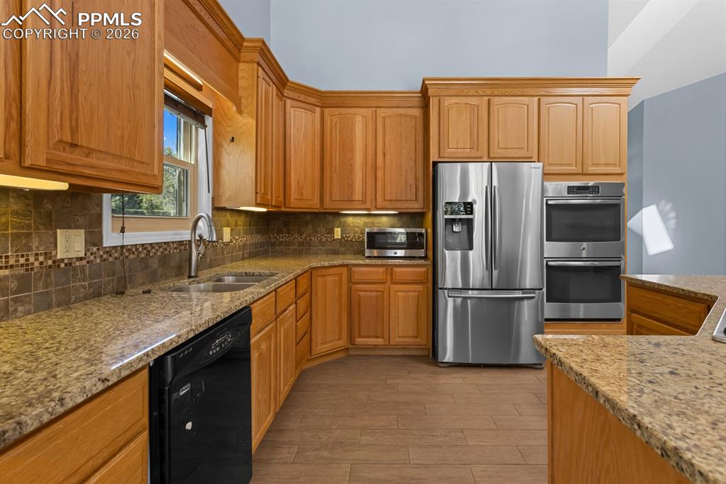 505 Cimarron Road Monument, CO 80132 - Photo 18 of 50 Tile floors