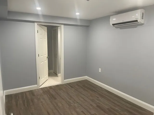 $2,000 | 129 Pleasant Street, Unit 5, Weymouth, MA 02190