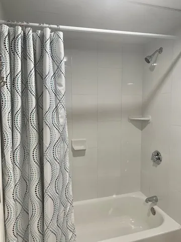 $2,000 | 129 Pleasant Street, Unit 5, Weymouth, MA 02190