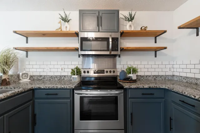 $369,000 | 558 Rough Leaf Lane, Mary Esther, FL 32569