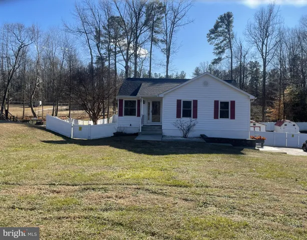 $384,900 | 9672 Mohawk Drive, King George, VA 22485
