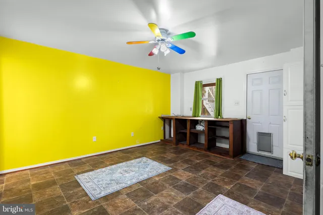 $384,900 | 9672 Mohawk Drive, King George, VA 22485