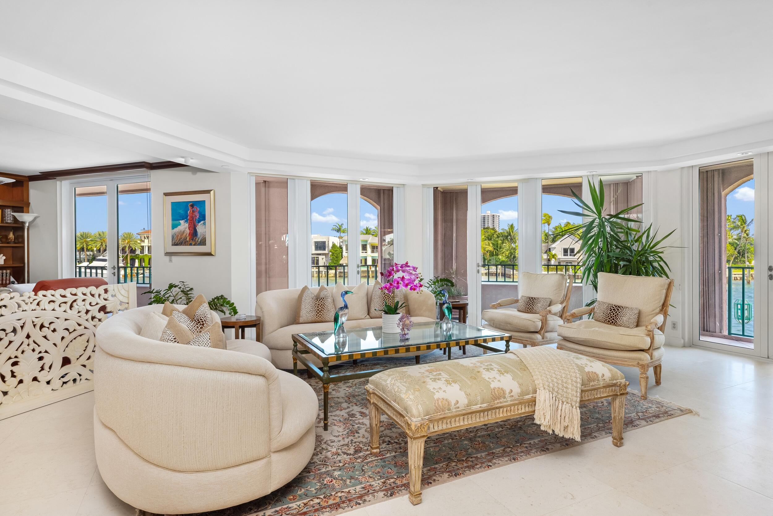 140 Southeast 5th Avenue, Unit 253 Boca Raton, FL 33432 - Photo 9 of 45 Living Area