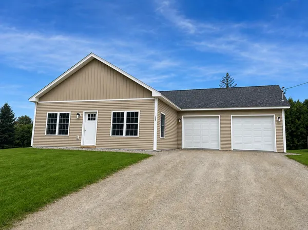 $394,000 | 6 Tyler Avenue, Greene, ME 04236