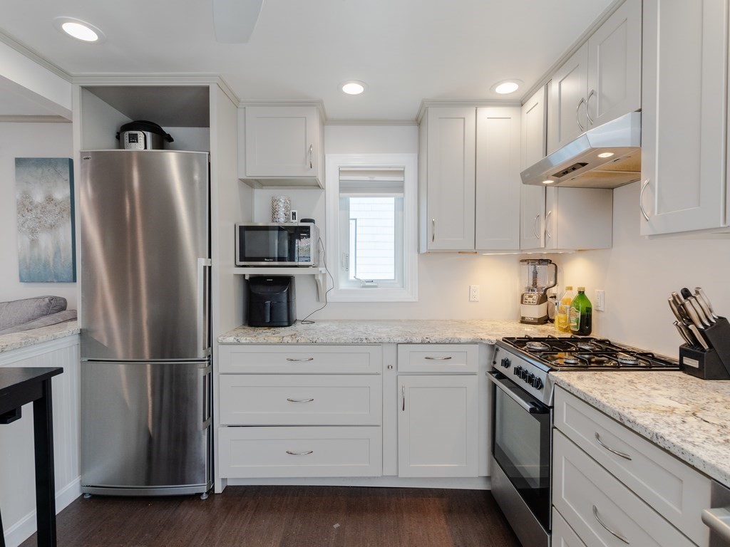 282 College Farm Road Waltham, MA 02451 - Photo 13 of 37 Gallery Image 13
