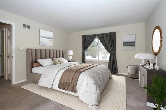 $350,000 | 299 Mallard Point, Unit D, Lake Barrington, IL 60010