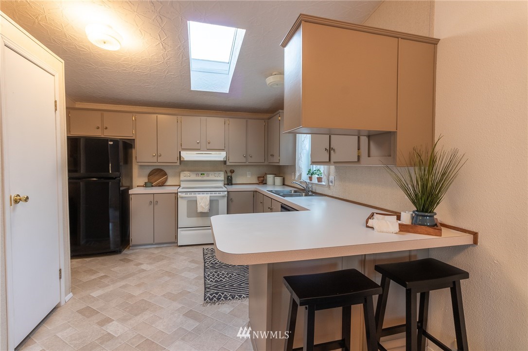 237 Old Hill Road Aberdeen, WA 98520 - Photo 5 of 22 Gallery Image 5