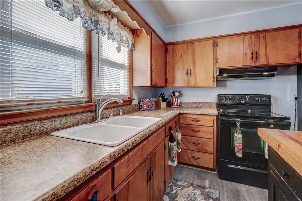 5732 Outlook Street Mission, KS 66202 - Photo 13 of 18