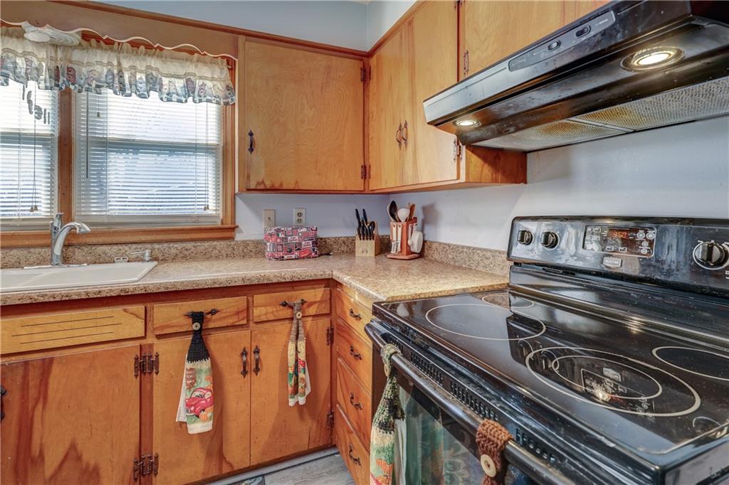 5732 Outlook Street Mission, KS 66202 - Photo 14 of 18