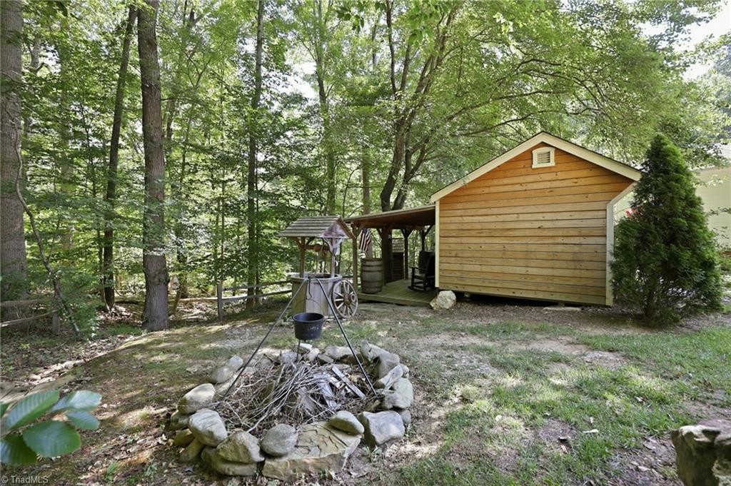 221 Farmview Road Madison, NC 27025 - Photo 38 of 45