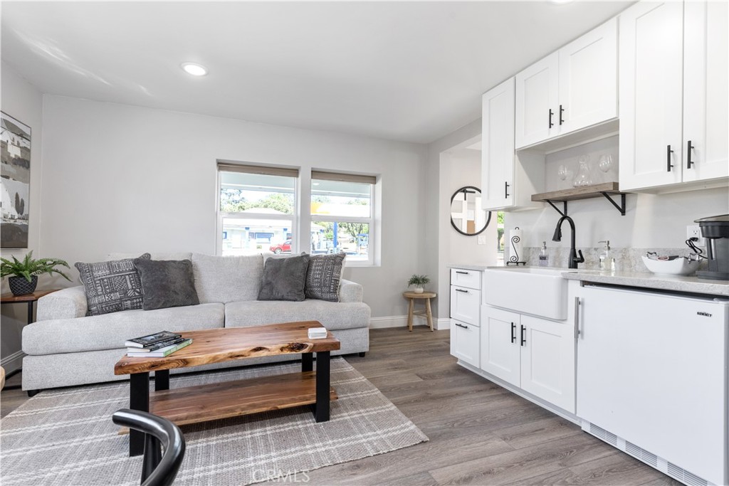 1636 Spring Street Paso Robles, CA 93446 - Photo 12 of 53 Living area with Kitchenette
