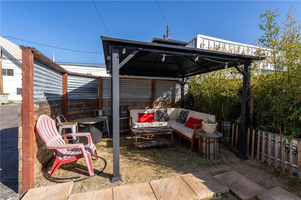 1636 Spring Street Paso Robles, CA 93446 - Photo 19 of 53 2 bed unit courtyard with gazebo