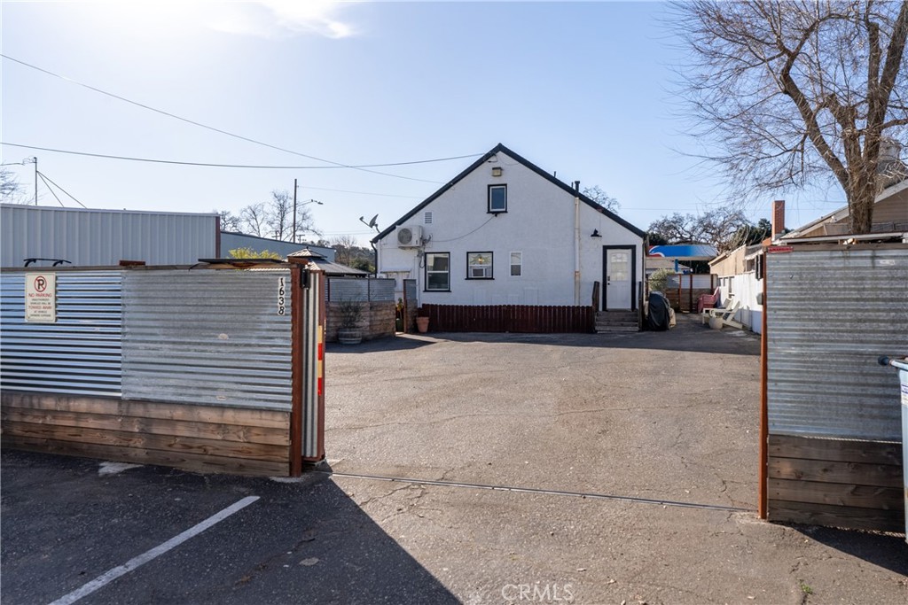 1636 Spring Street Paso Robles, CA 93446 - Photo 3 of 53