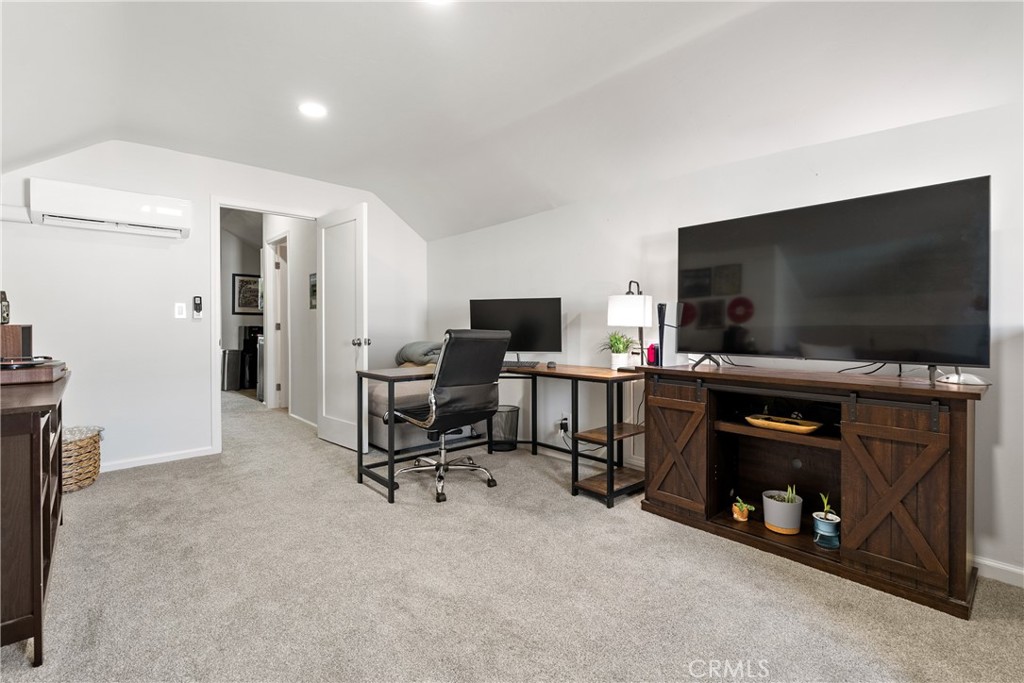 1636 Spring Street Paso Robles, CA 93446 - Photo 34 of 53 Top Unit Living Area