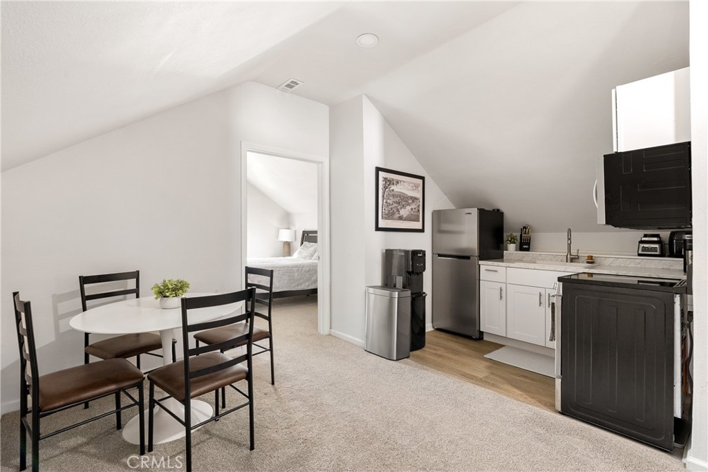 1636 Spring Street Paso Robles, CA 93446 - Photo 36 of 53 Top Unit Kitchen/Dining