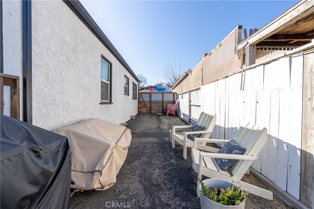 1636 Spring Street Paso Robles, CA 93446 - Photo 44 of 53 Breezeway to Spring Street - Entry to Top Unit
