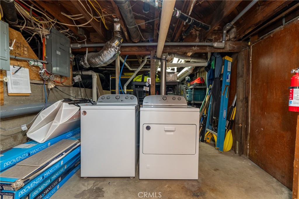 1636 Spring Street Paso Robles, CA 93446 - Photo 49 of 53 Washer/Dryer for tenants