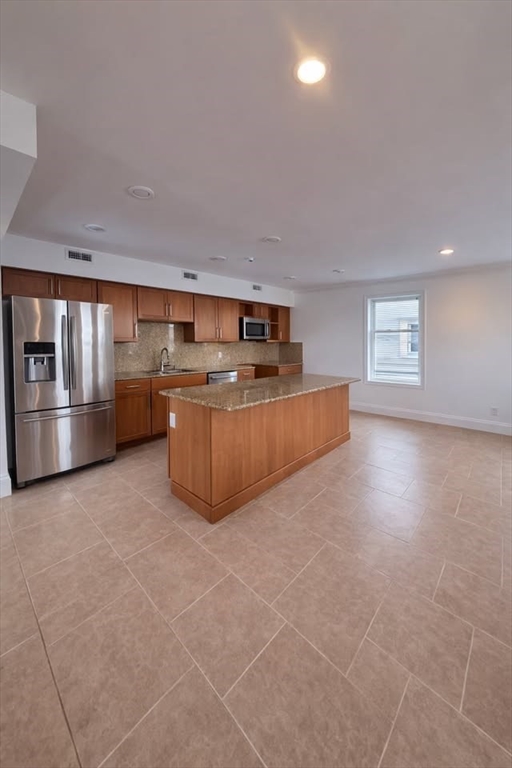 375 Crescent Avenue, Unit 5 Chelsea, MA 02150 - Photo 3 of 13