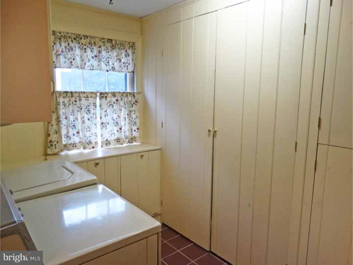 1231 Pine Grove Road Yardley, PA 19067 - Photo 13 of 24 Gallery Image 13