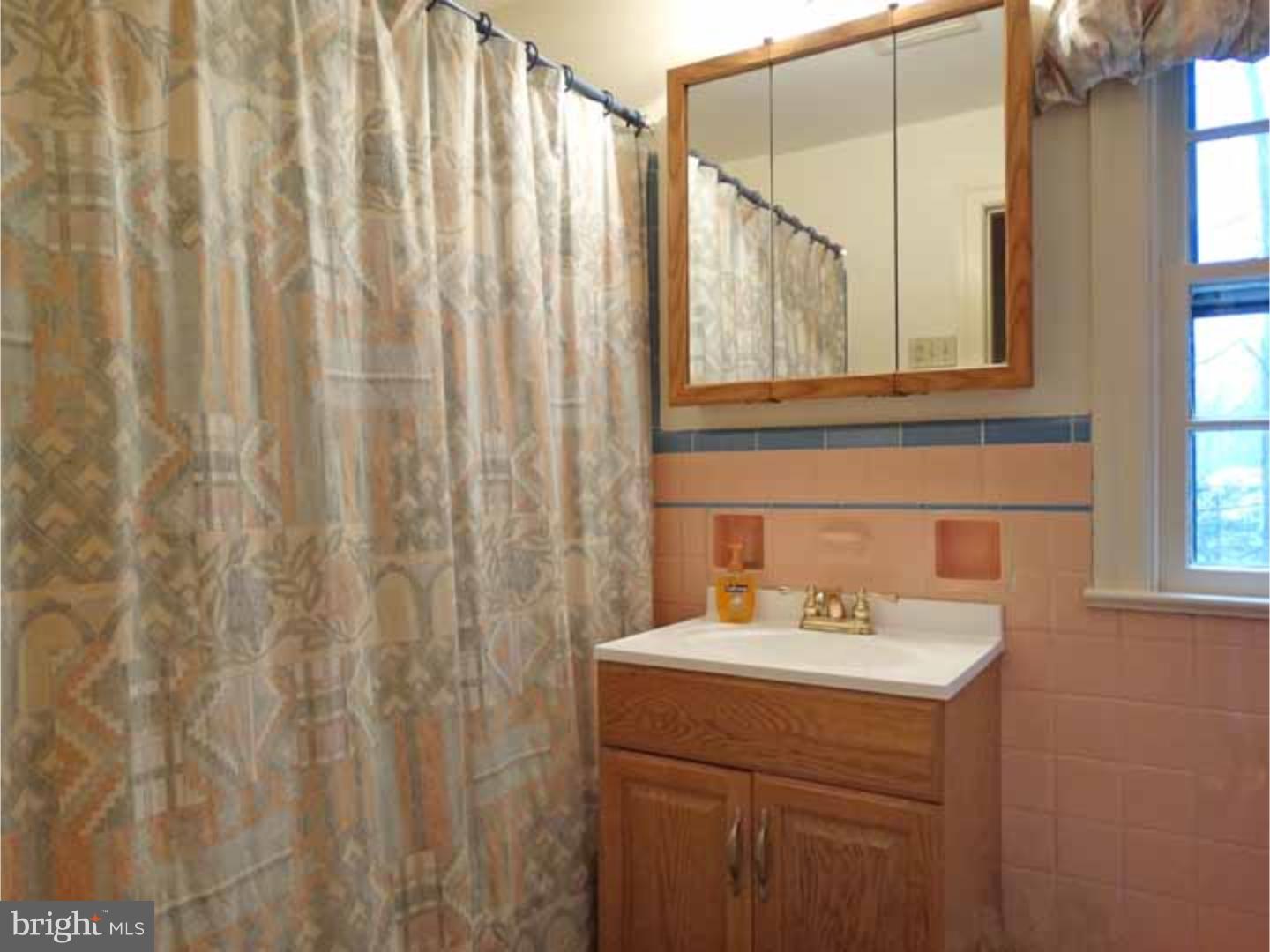 1231 Pine Grove Road Yardley, PA 19067 - Photo 16 of 24 Gallery Image 16
