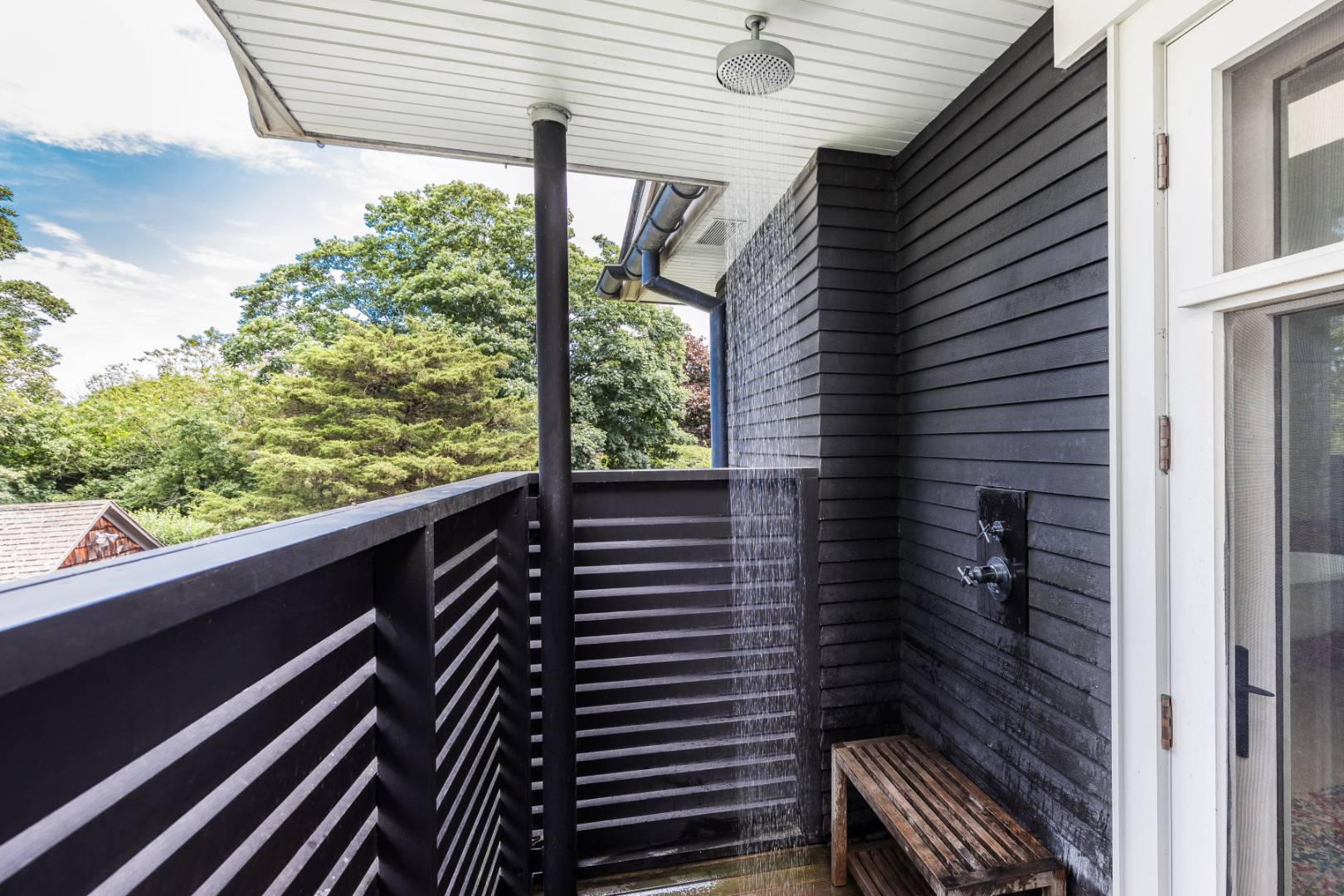 34 La Forest Lane East Hampton, NY 11937 - Photo 12 of 19 a view of balcony