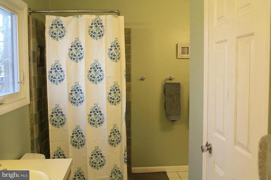 624 Rolling Dale Road Annapolis, MD 21401 - Photo 23 of 25 Bath