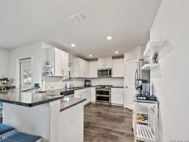 $2,450 | 22146 Pivot, San Antonio, TX 78261