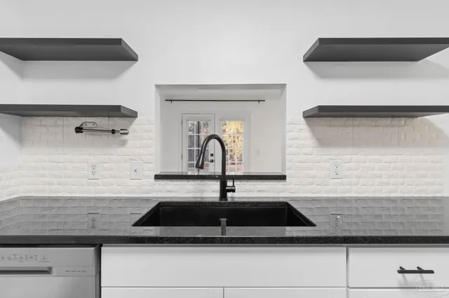 $1,650 | 707 Majestic Drive, Crestview, FL 32536