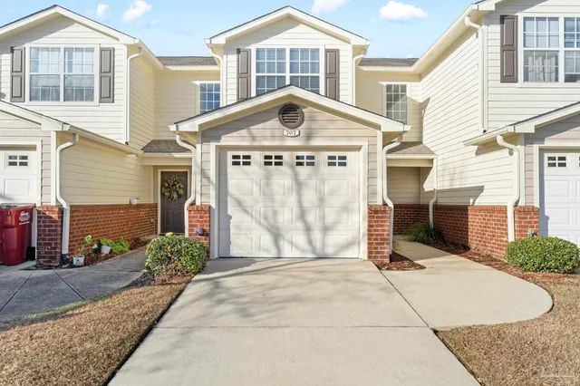 $1,650 | 707 Majestic Drive, Crestview, FL 32536