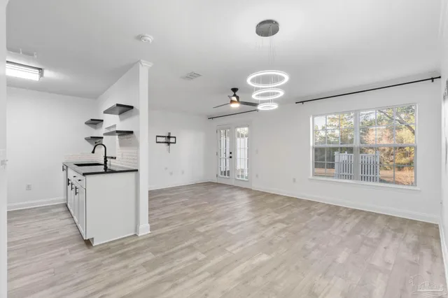 $1,650 | 707 Majestic Drive, Crestview, FL 32536