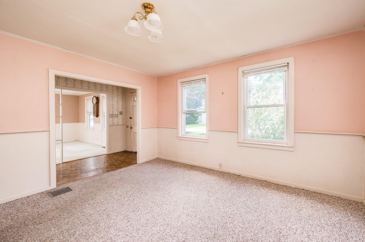 9 Oak Street Exeter, NH 03833 - Photo 11 of 35
