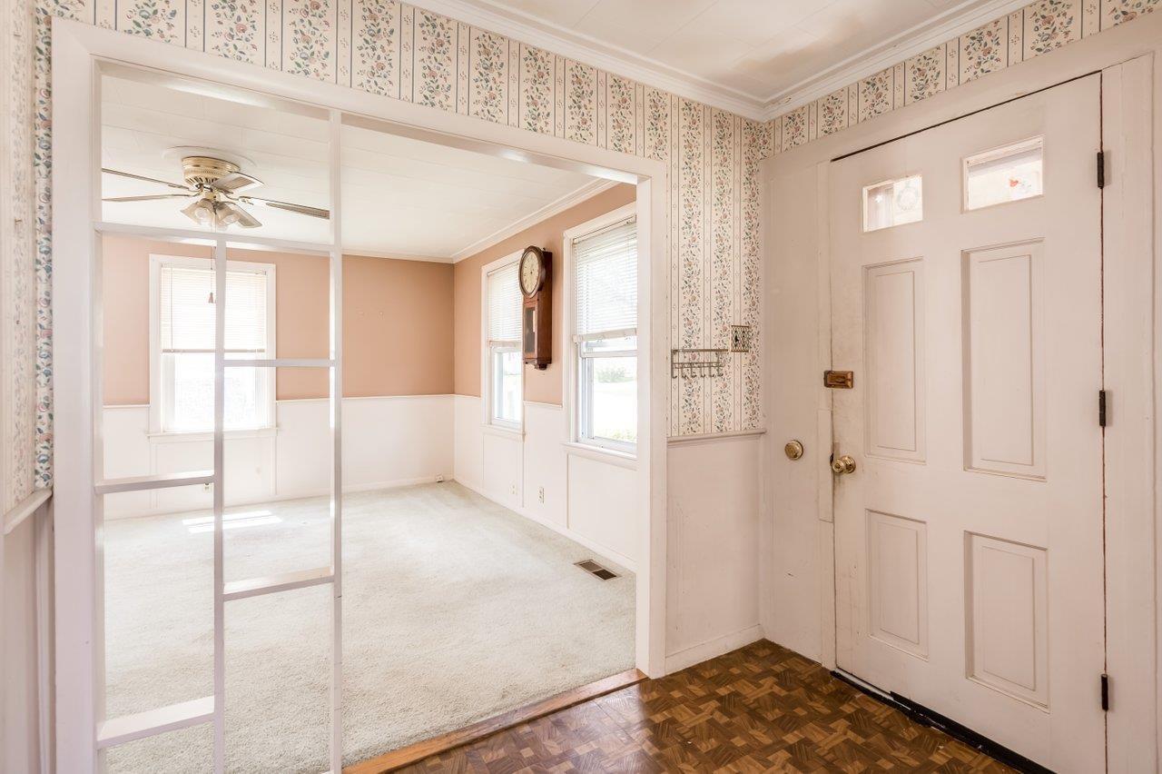 9 Oak Street Exeter, NH 03833 - Photo 13 of 35