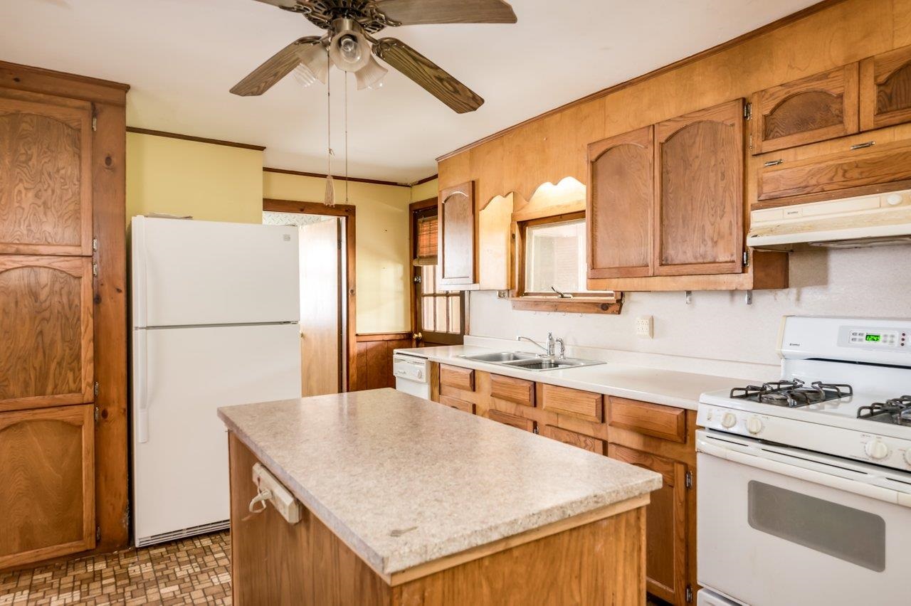 9 Oak Street Exeter, NH 03833 - Photo 29 of 35