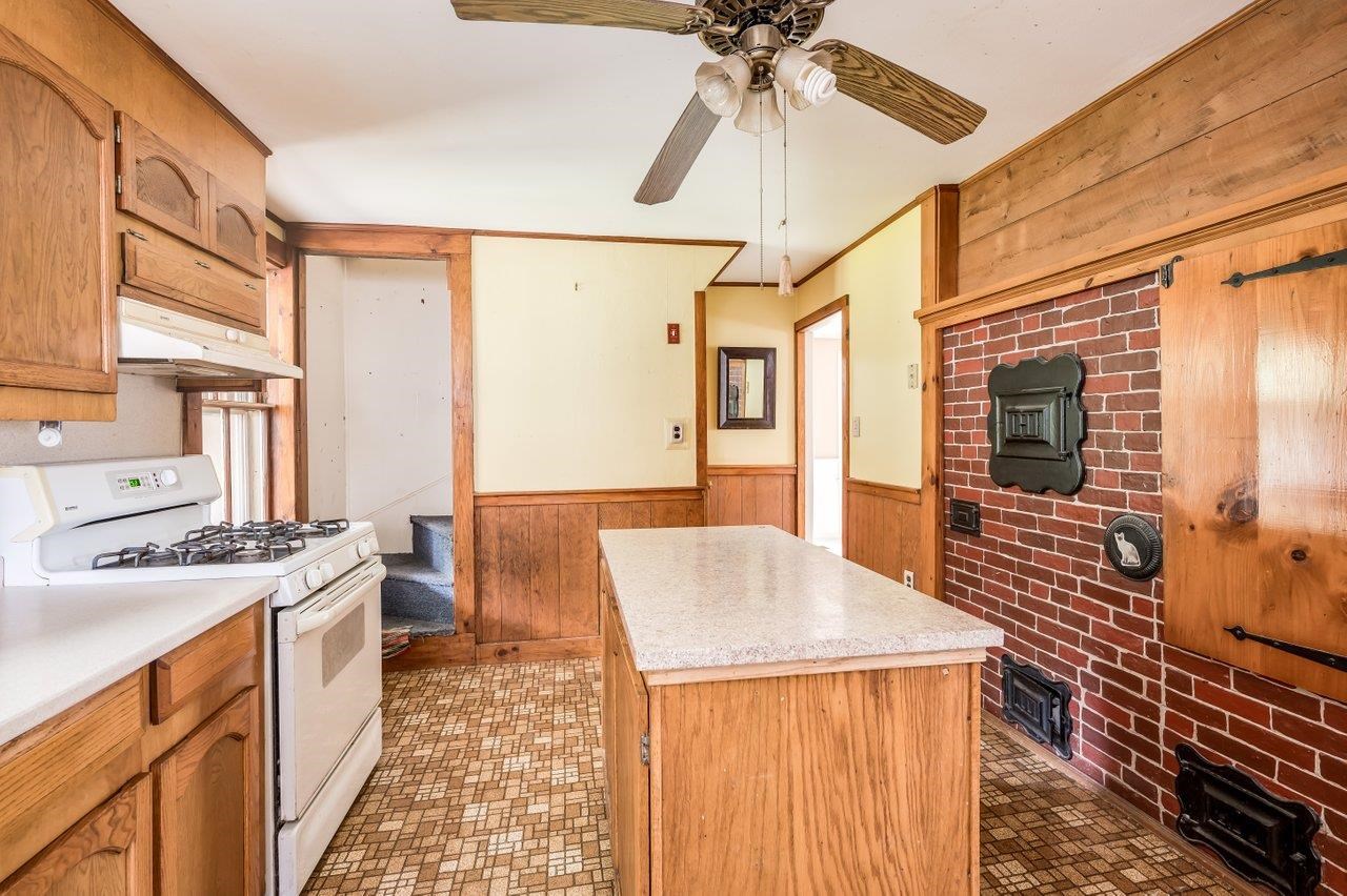 9 Oak Street Exeter, NH 03833 - Photo 31 of 35
