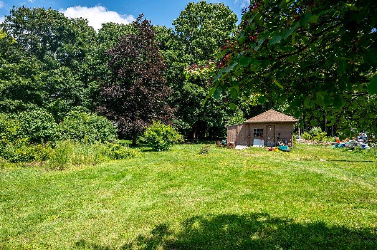 9 Oak Street Exeter, NH 03833 - Photo 7 of 35