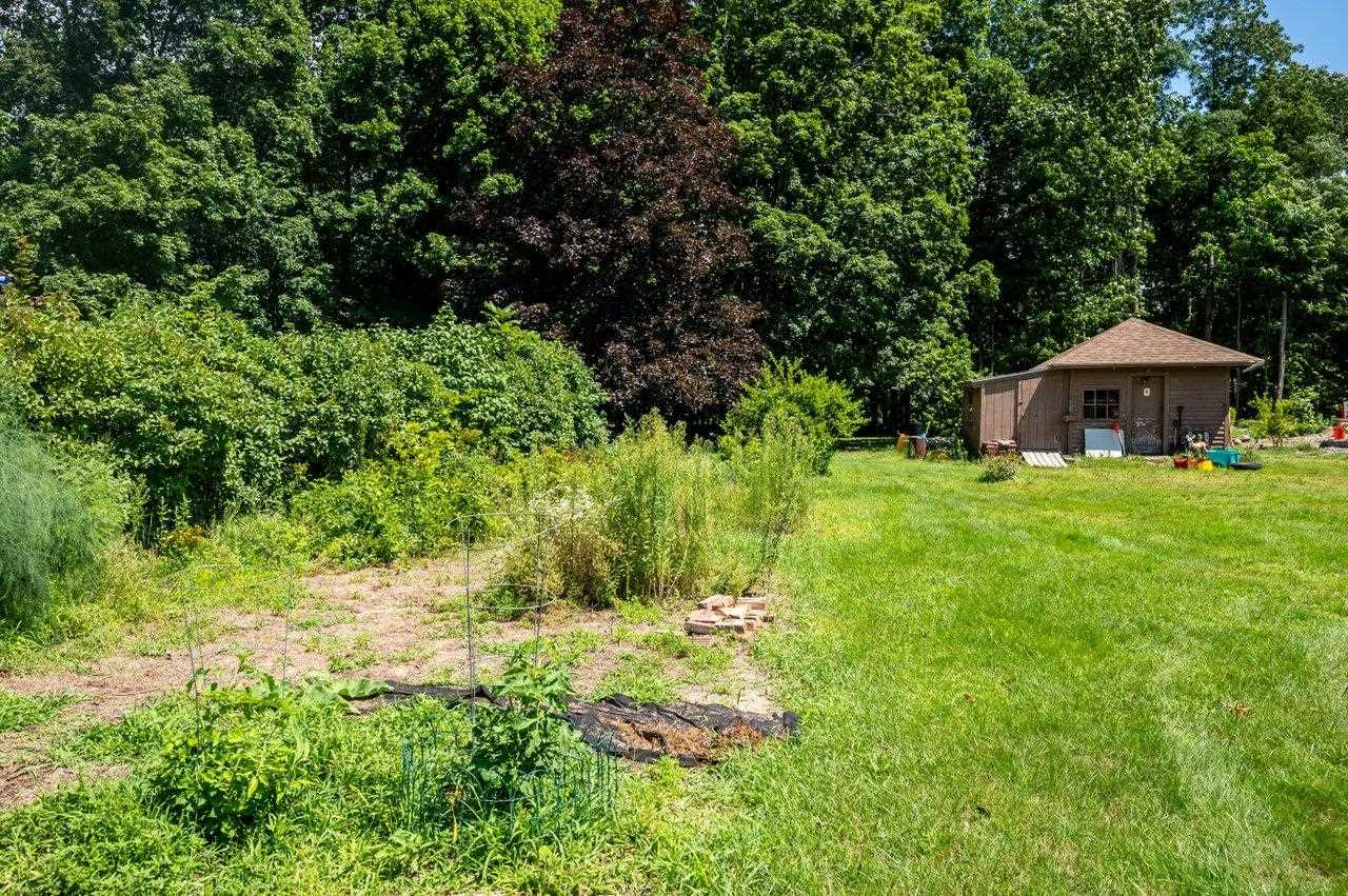 9 Oak Street Exeter, NH 03833 - Photo 8 of 35