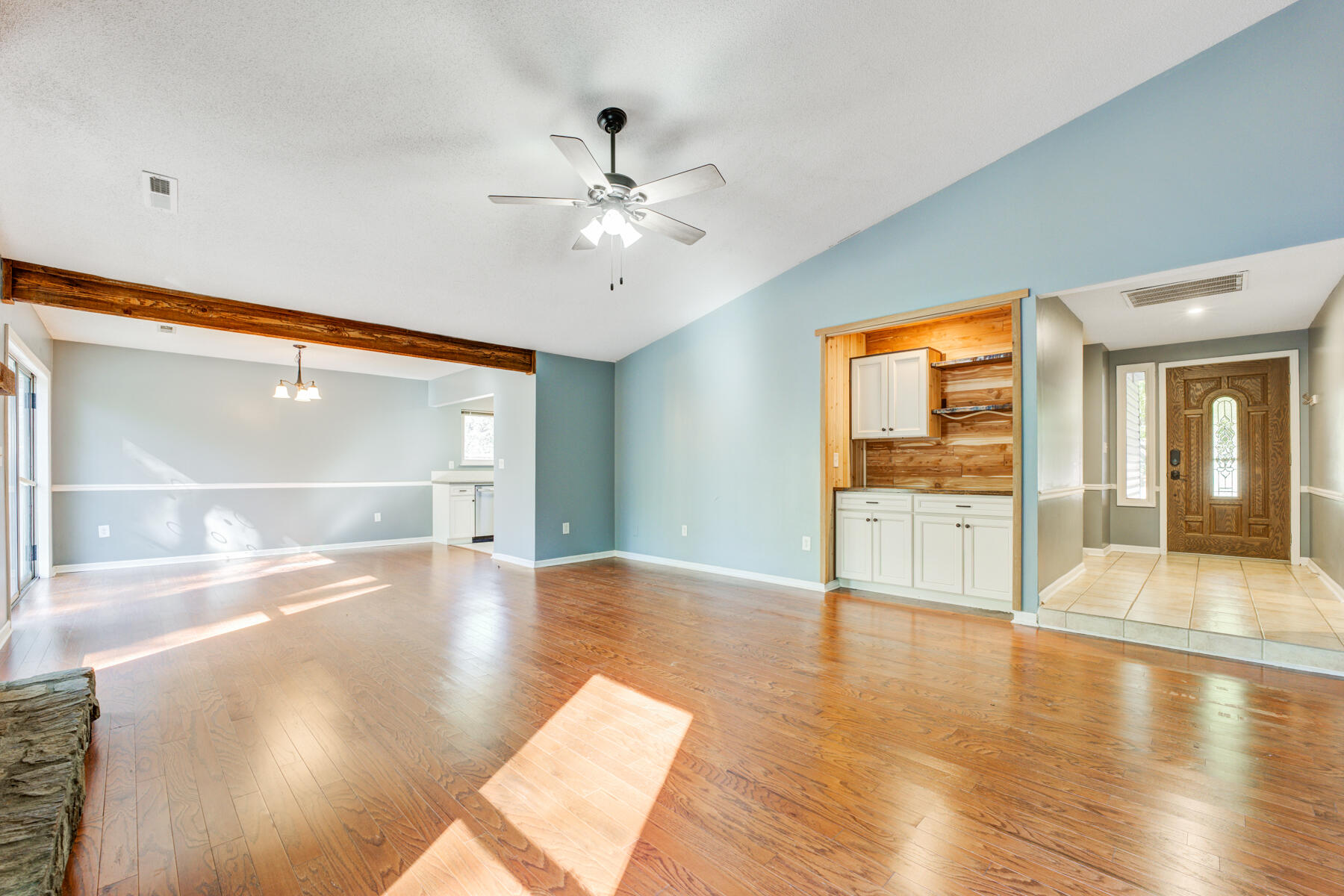 2721 Ashley Ferry Road Charleston, SC 29414 - Photo 7 of 35 2721 Ashley Ferry Rd, Charleston SC (7)
