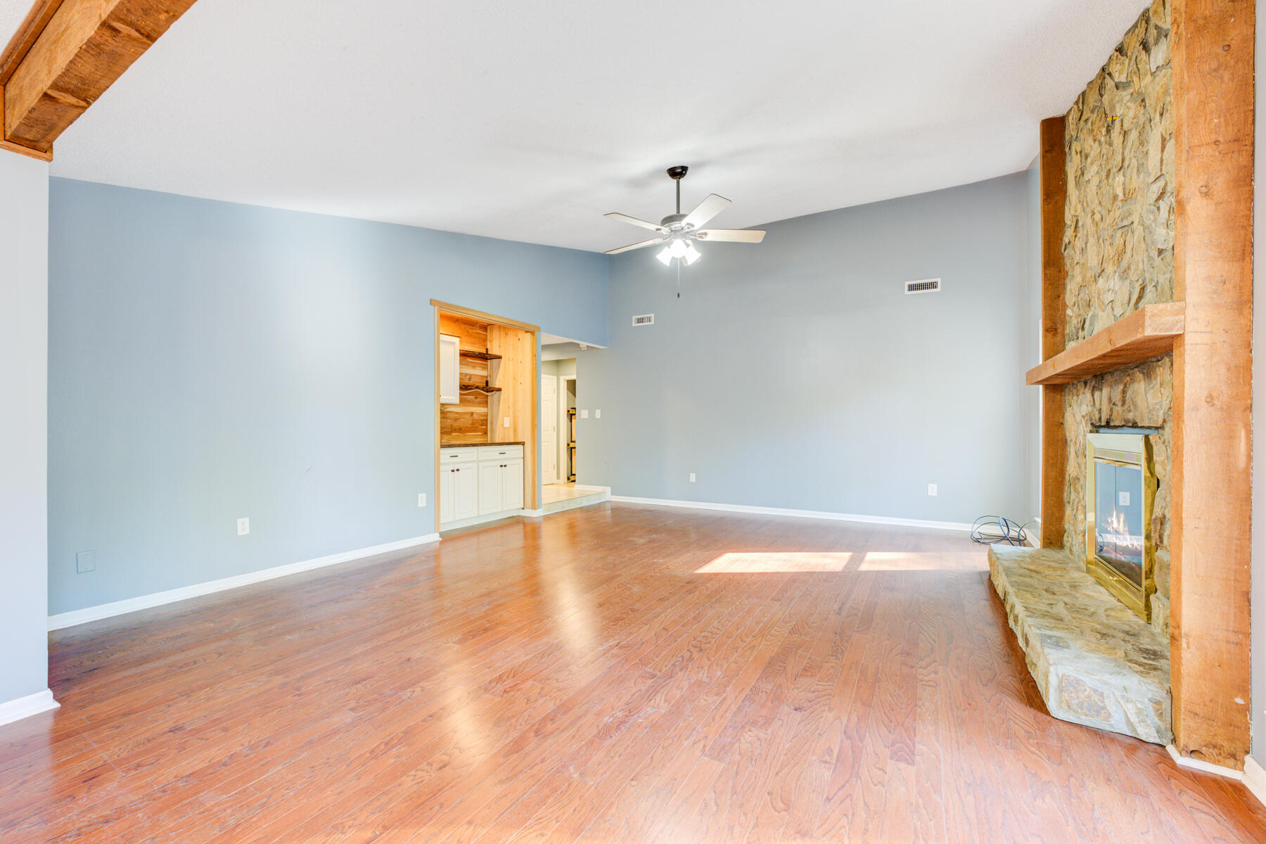 2721 Ashley Ferry Road Charleston, SC 29414 - Photo 9 of 35 2721 Ashley Ferry Rd, Charleston SC (9)