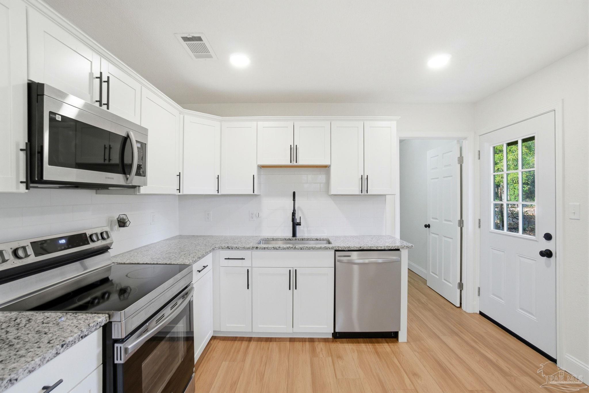 6210 Long Street Milton, FL 32570 - Photo 13 of 34