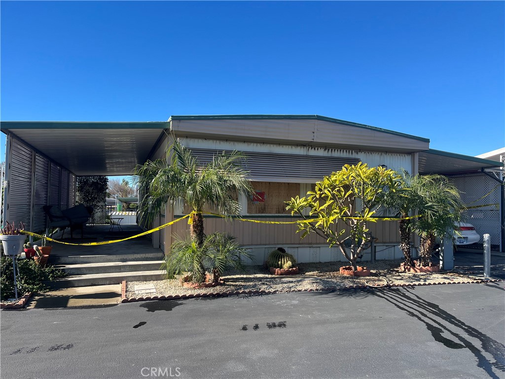 950 California Street, Unit 40 Calimesa, CA 92320 - Photo 1 of 9 a view of outdoor space and yard