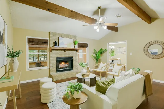 $660,000 | 189 Shady Oaks Loop, Cedar Creek, TX 78612