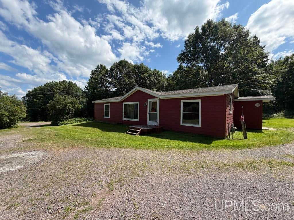 15412 Mission Road Baraga, MI 49908 - Photo 3 of 41 Gallery Image 3